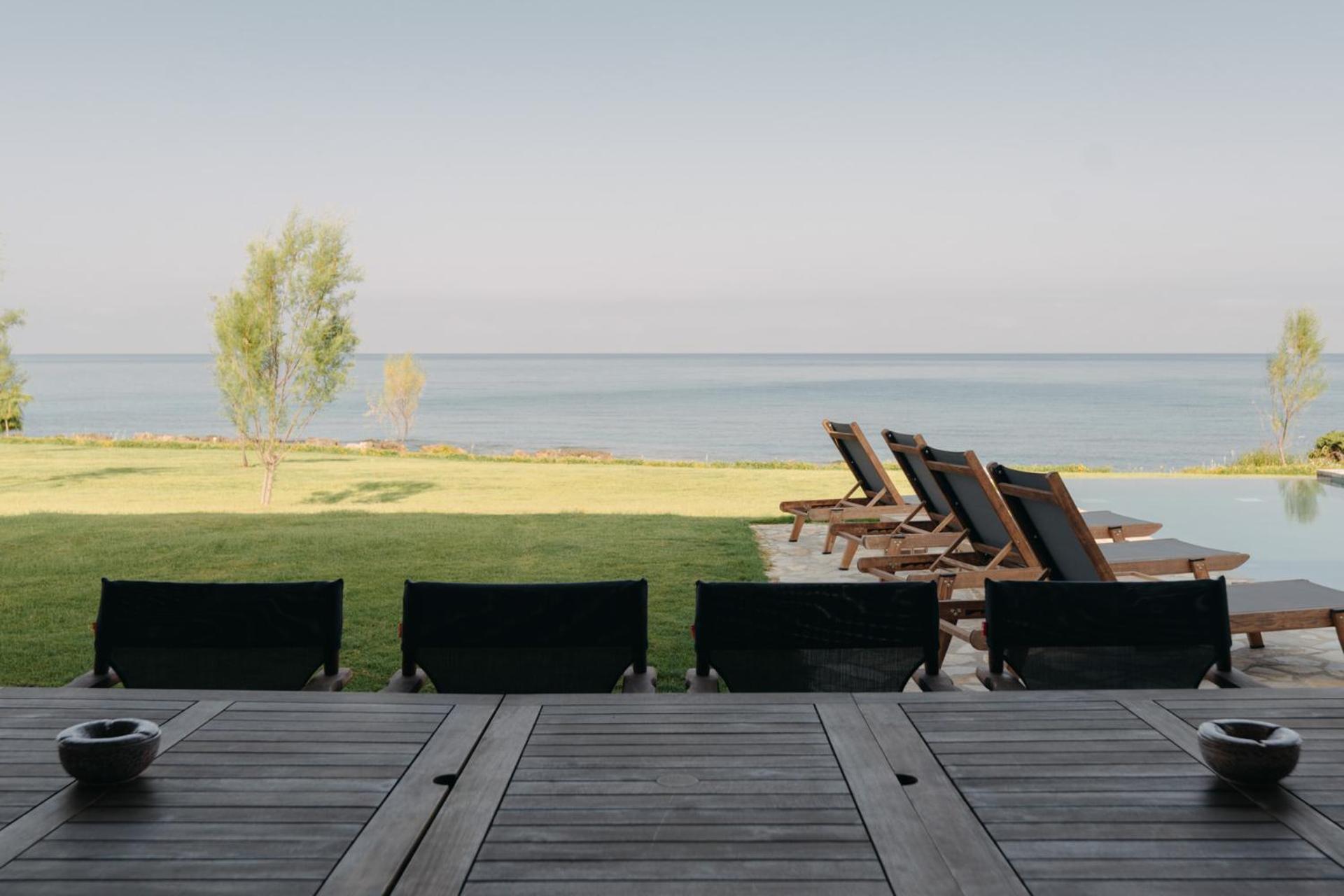 Real Life Homes Luxurious Seafront Villas Each With Their Own Private Pools Korakokhórion エクステリア 写真