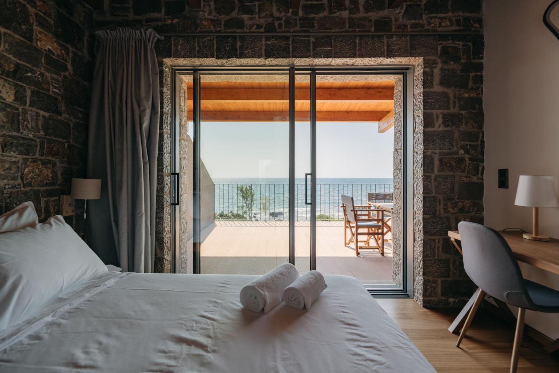Real Life Homes Luxurious Seafront Villas Each With Their Own Private Pools Korakokhórion エクステリア 写真
